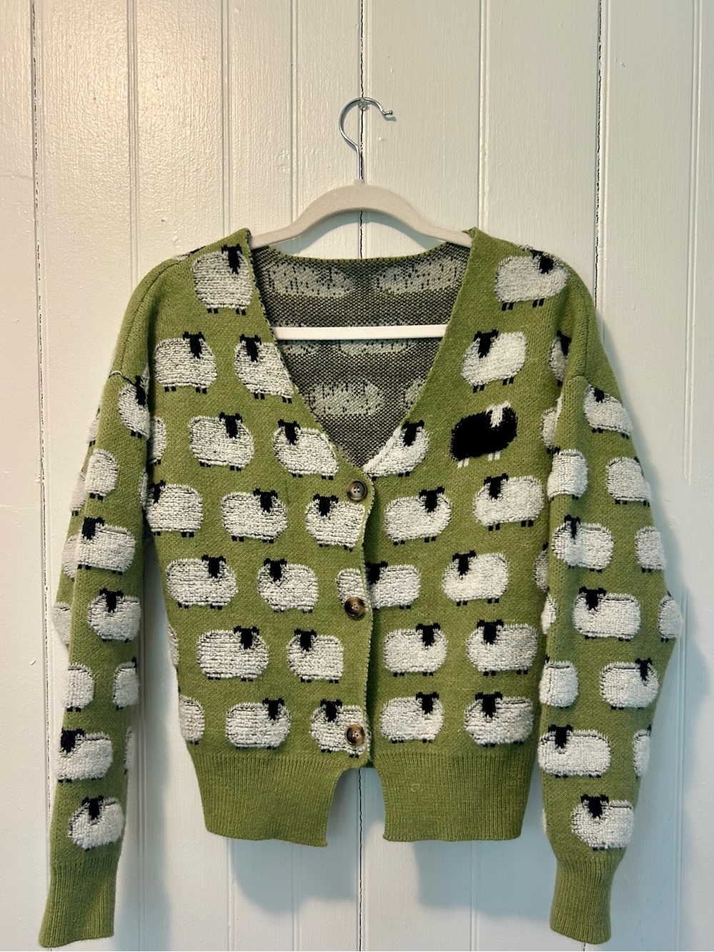 Olive Green Cottagecore Sheep Motif V-Neck Cozy Cardigan Sweater SZ L